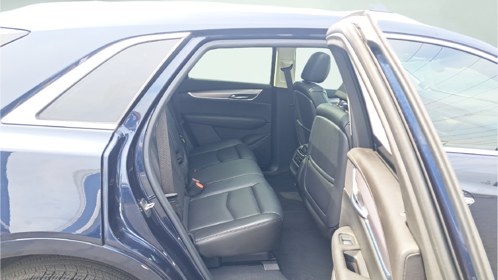 Used 2017 Cadillac XT5 Premium Luxury AWD/4WD image 26