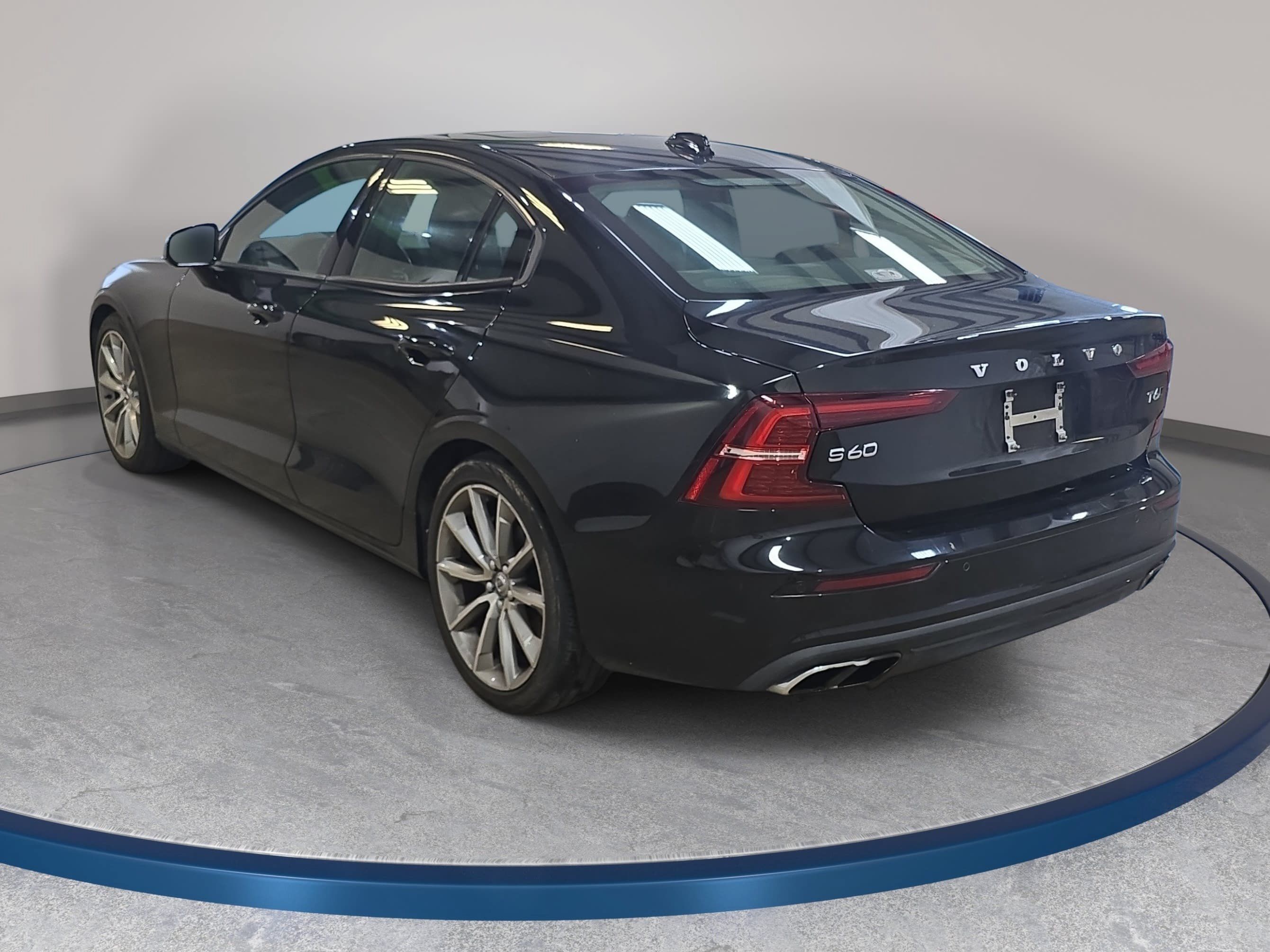 Used 2021 Volvo S60 T6 Momentum AWD/4WD image 8