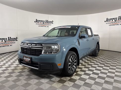 Used 2023 Ford Maverick Lariat w/ Equipment Group 500A Standard AWD/4WD image 1