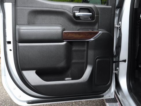 Used 2020 GMC Sierra 1500 SLT image 37