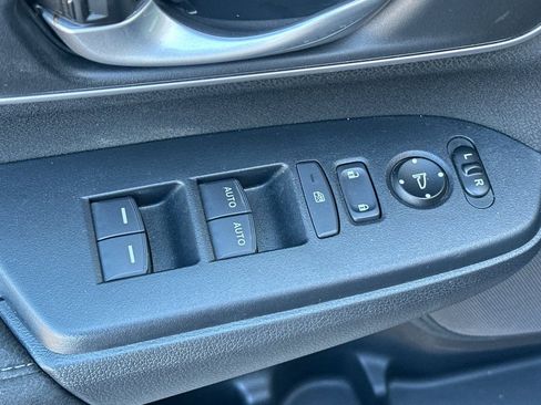 Used 2019 Honda CR-V EX image 13
