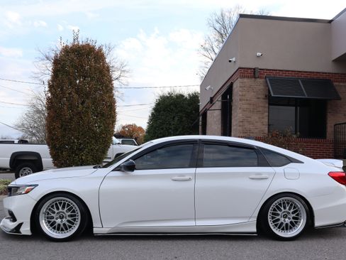 Used 2022 Honda Accord Sport image 10