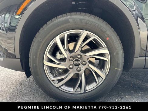 New 2026 Lincoln Corsair Premiere image 11