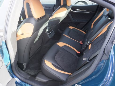 Used 2024 Maserati Ghibli Trofeo image 36