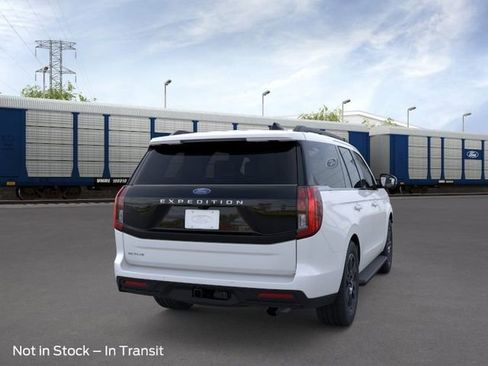 New 2026 Ford Expedition Active RWD image 8