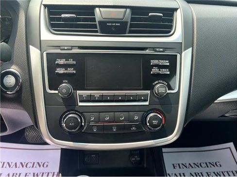 Used 2017 Nissan Altima 2.5 S w/ Power Driver Seat Package image 7