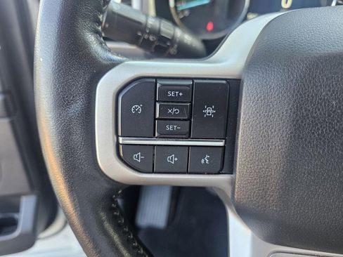 Used 2022 Ford Expedition XLT image 16