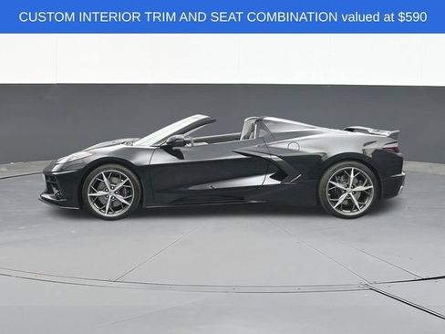 Used 2021 Chevrolet Corvette Stingray Premium Conv w/ Z51 Performance Package RWD image 8