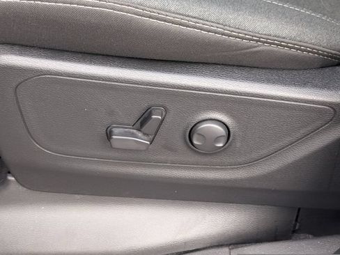 Used 2025 RAM 1500 Big Horn AWD/4WD image 14