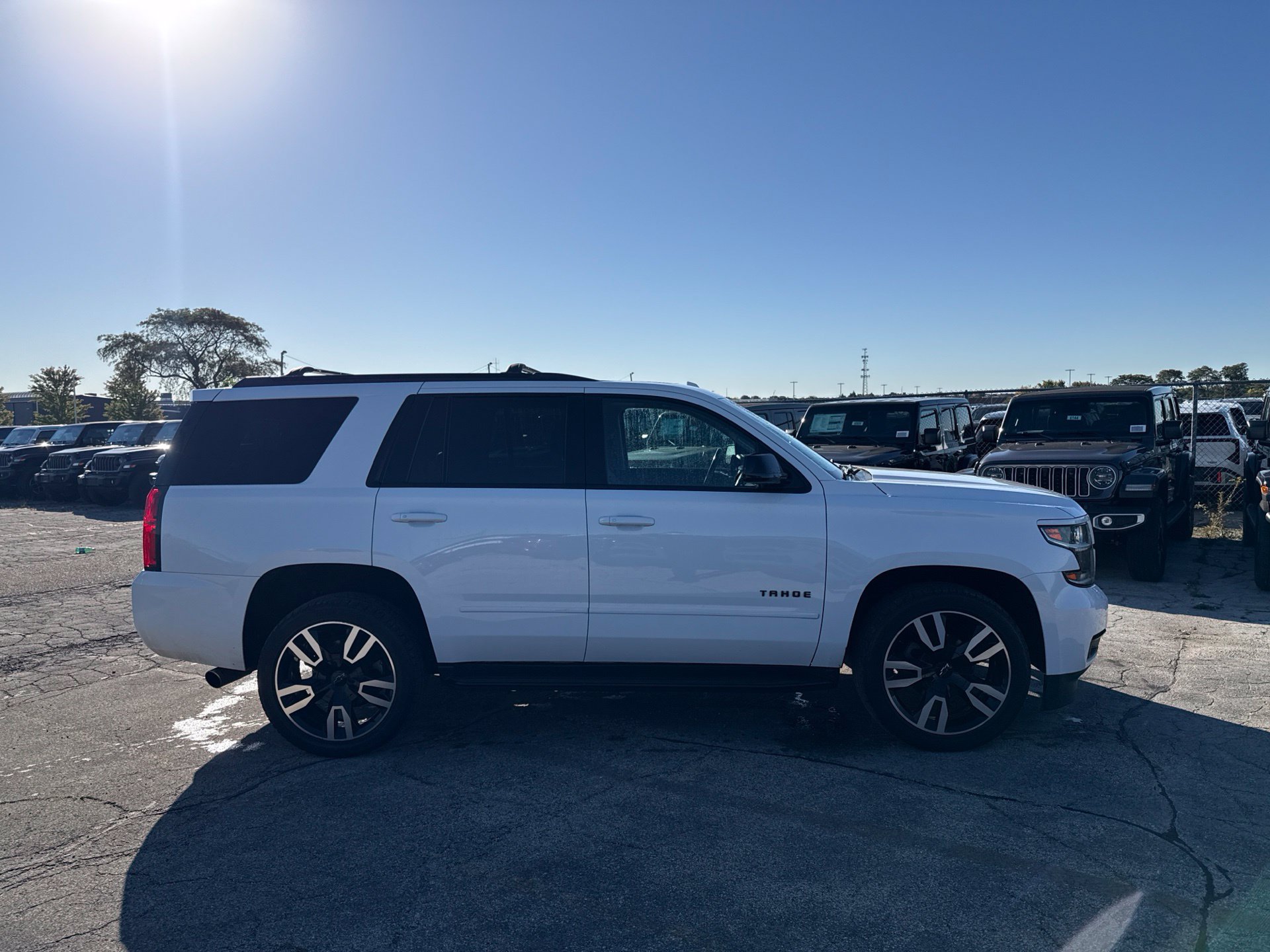 Used 2018 Chevrolet Tahoe Premier AWD/4WD image 5