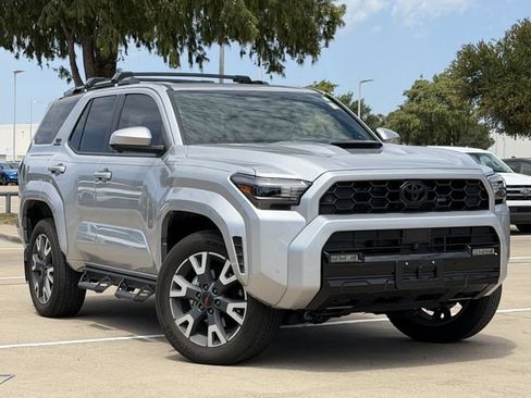 Used 2025 Toyota 4Runner TRD Sport Premium AWD/4WD image 2