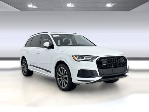 Used 2023 Audi Q7 Premium Plus w/ Premium Plus Package image 7