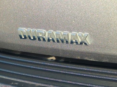 Certified 2022 Chevrolet Suburban LT image 32