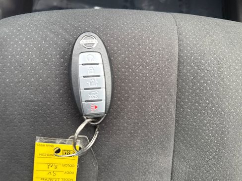 Used 2021 Nissan Murano SV image 22