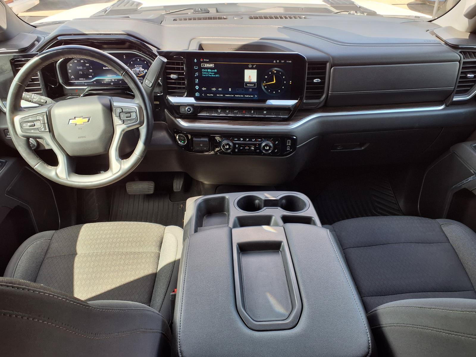 Used 2025 Chevrolet Silverado 2500 LT w/ Convenience Package AWD/4WD image 16