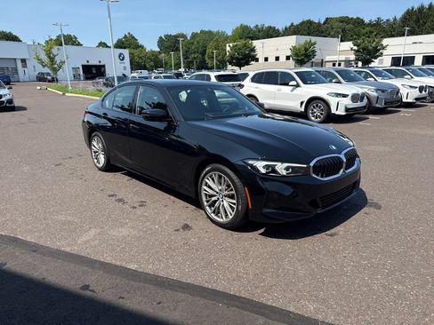 Used 2023 BMW 330i xDrive Sedan w/ Premium Package AWD/4WD image 7