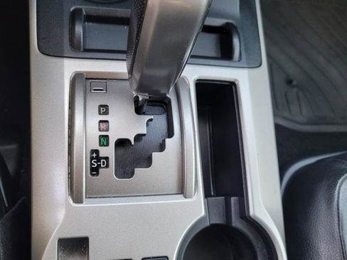 Used 2011 Toyota 4Runner Limited image 22