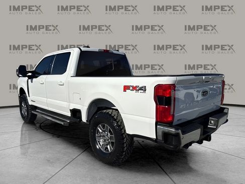 Used 2023 Ford F250 Lariat w/ FX4 Off-Road Package image 3