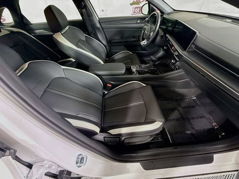Certified 2025 Kia K5 GT-Line AWD/4WD image 31