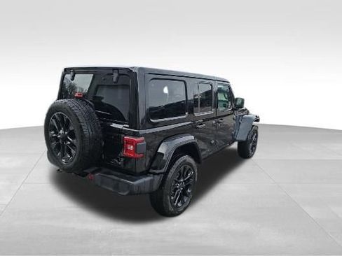 Used 2025 Jeep Wrangler Unlimited Rubicon 4xe w/ Safety Group image 12