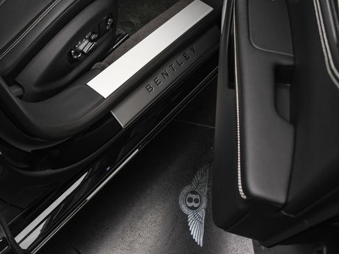 New 2026 Bentley Flying Spur Plug-In Hybrid AWD/4WD image 44