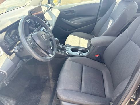 Used 2024 Toyota Corolla LE FWD image 8
