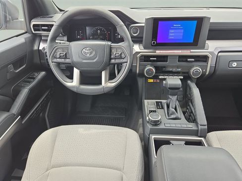 New 2026 Toyota 4Runner SR5 AWD/4WD image 10