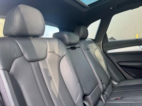 Used 2018 Audi SQ5 Premium Plus image 34