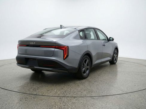 Used 2025 Kia K4 FWD image 9