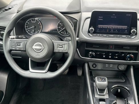 Used 2024 Nissan Rogue S AWD/4WD image 14