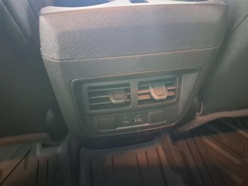 Used 2023 GMC Canyon AT4 w/ AT4 Premium Package AWD/4WD image 23