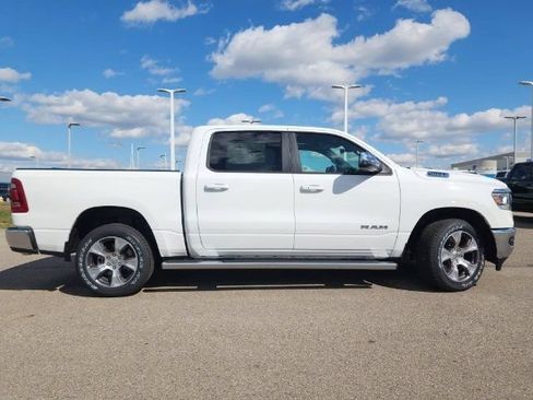 Used 2024 RAM 1500 Laramie AWD/4WD image 22