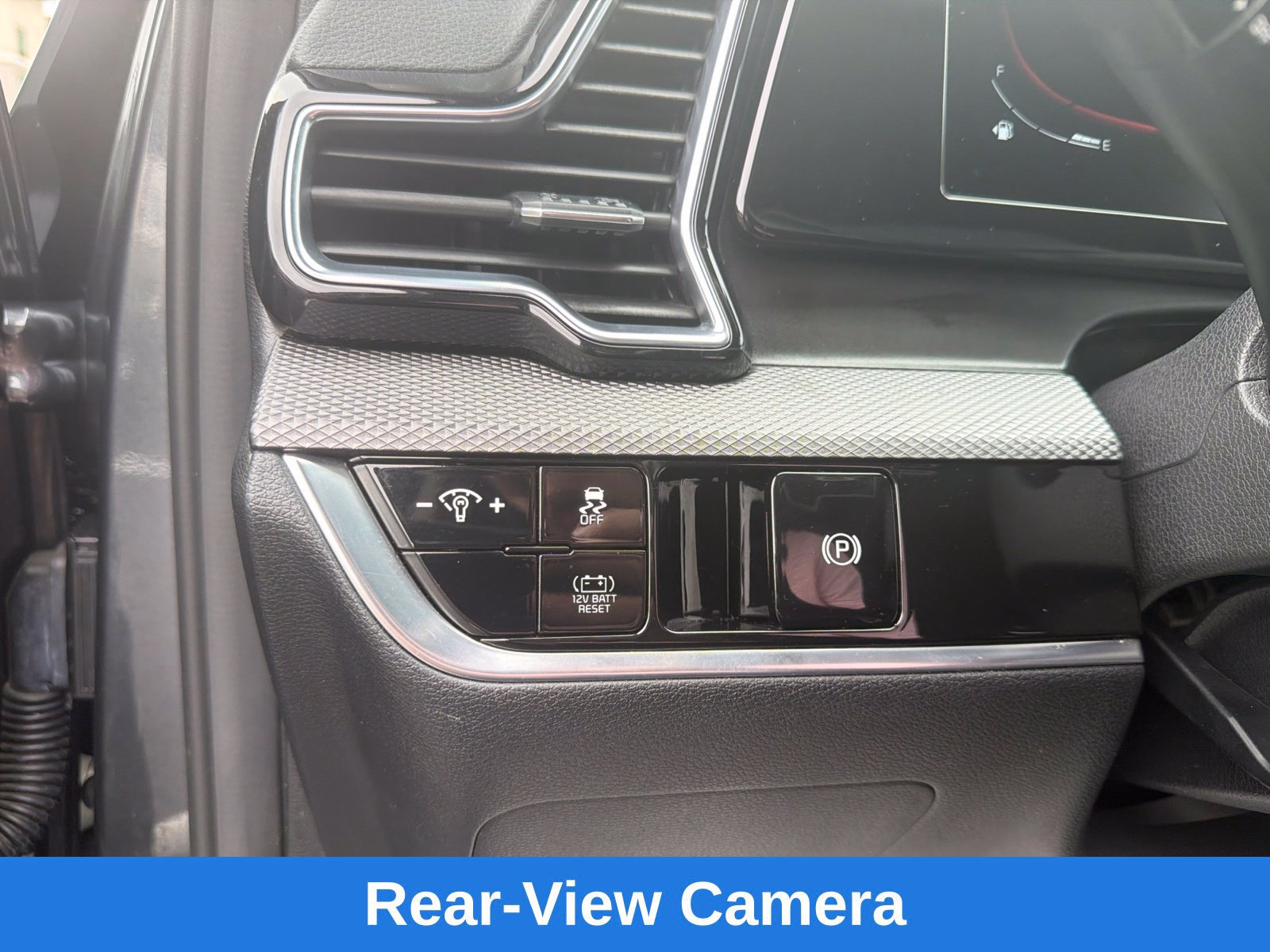 Used 2023 Kia Sportage LX AWD/4WD image 14
