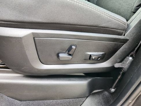 Used 2026 RAM 2500 Big Horn AWD/4WD image 24