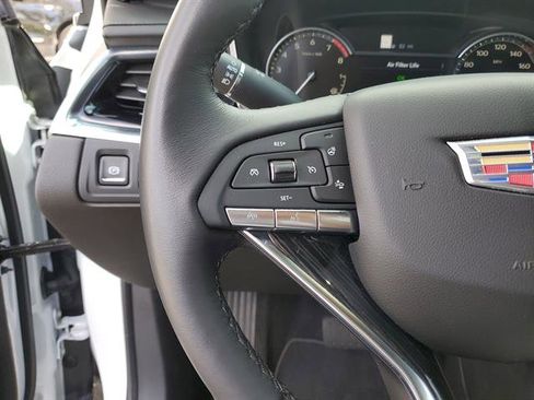 Certified 2023 Cadillac XT6 Premium Luxury image 57