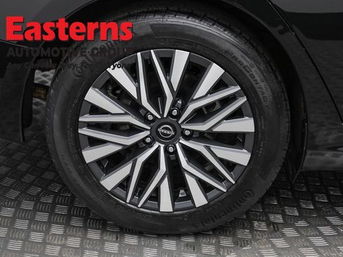 Used 2024 Nissan Altima 2.5 SV image 30