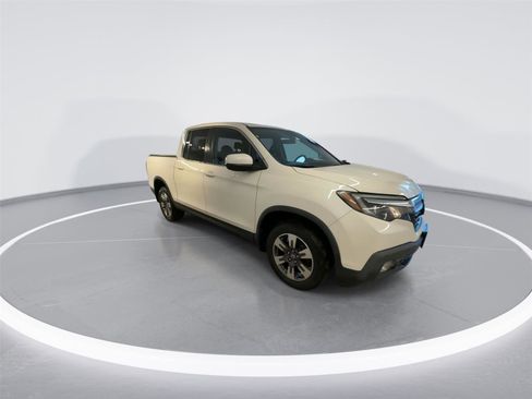 Used 2017 Honda Ridgeline RTL image 1