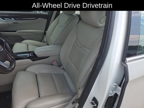 Used 2014 Cadillac XTS Luxury w/ Driver Awareness Package AWD/4WD image 14