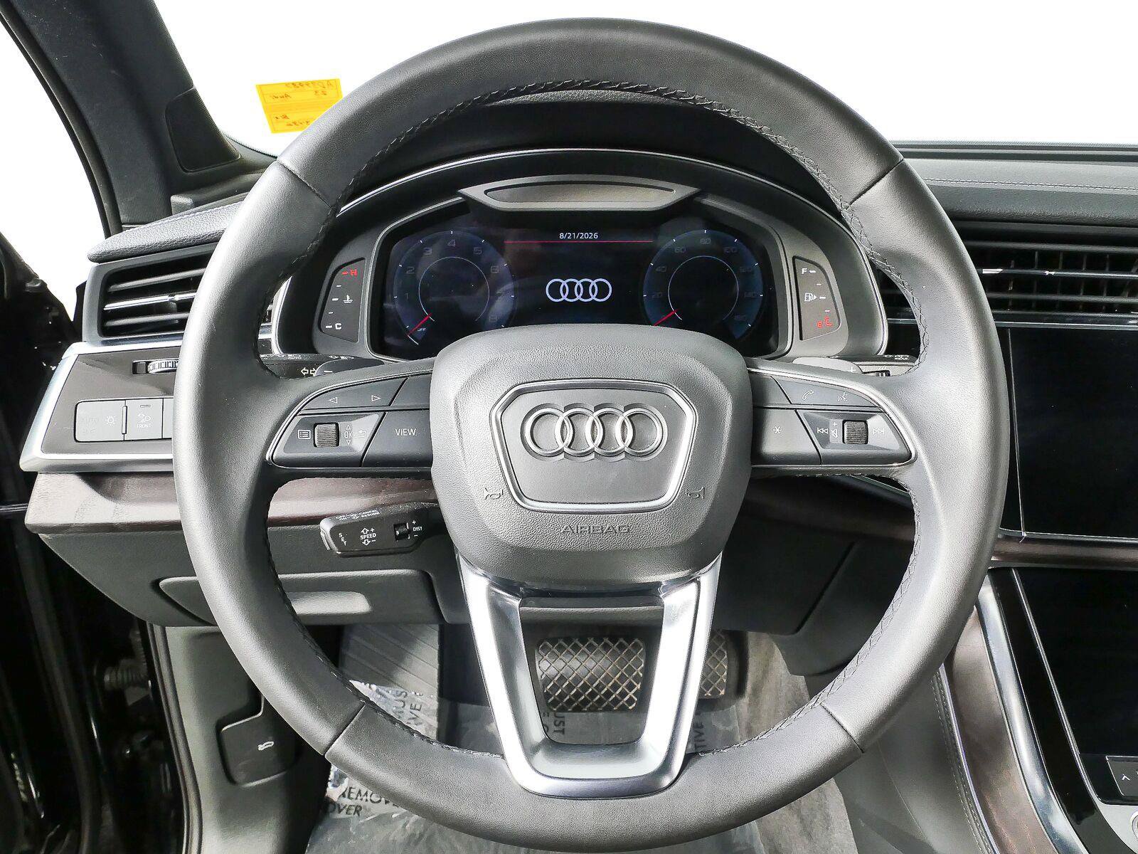 Used 2023 Audi Q7 2.0T Premium Plus w/ Premium Plus Package AWD/4WD image 12