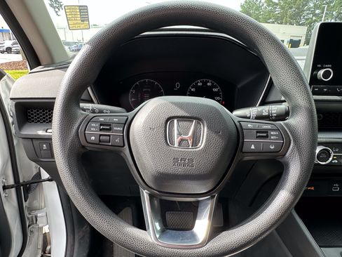 Used 2023 Honda CR-V LX image 6