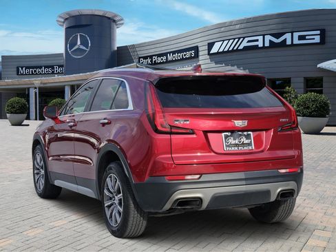 Used 2019 Cadillac XT4 Premium Luxury image 4