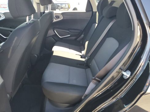 Used 2023 Kia Soul S image 13