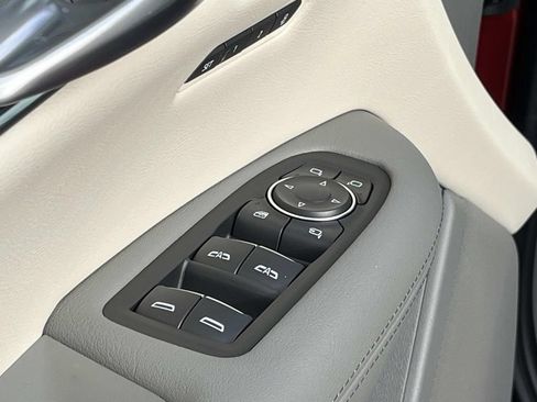 New 2026 Cadillac XT5 Premium Luxury w/ Driver Assist Package AWD/4WD image 25