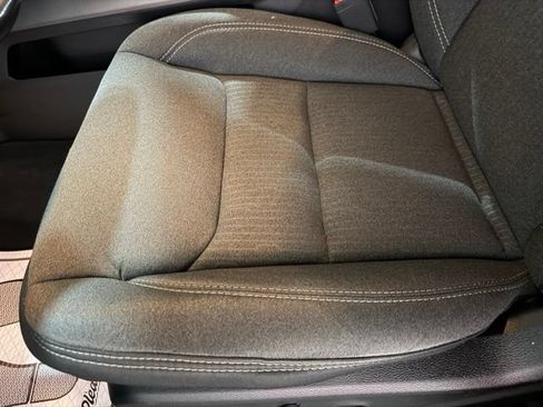 Used 2019 RAM 1500 Big Horn AWD/4WD image 16