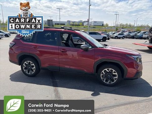 Used 2025 Subaru Forester Premium w/ Convenience Package #1 AWD/4WD image 4