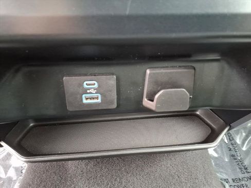 Used 2023 Ford F150 XLT image 18