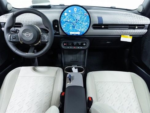 Certified 2025 MINI Cooper S image 21