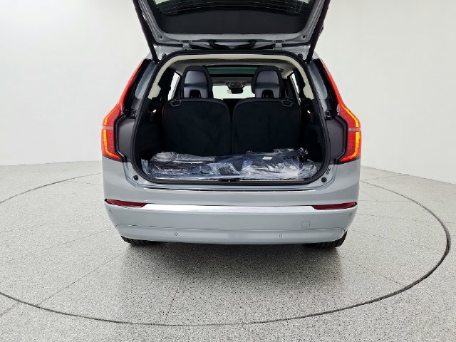 New 2026 Volvo XC90 B6 Plus w/ Protection Package Premier AWD/4WD image 19