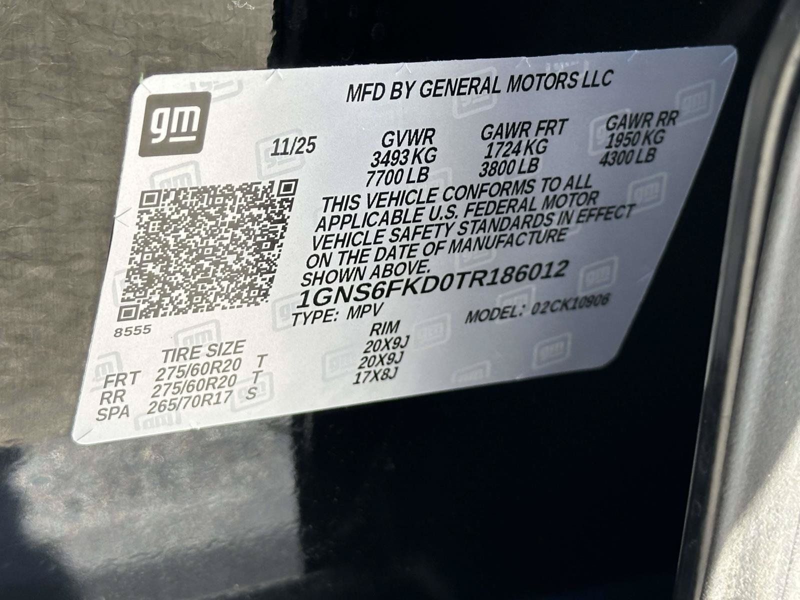 Used 2026 Chevrolet Suburban Premier AWD/4WD image 31