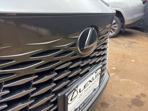 Used 2024 Lexus RX 350h w/ Accessory Package (2T) image 30
